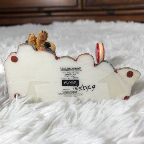 Coca-Cola x Boyds Bears Bearstone Collection 'Dinah...Have a Coke and a Smile' - Picture 9 of 10